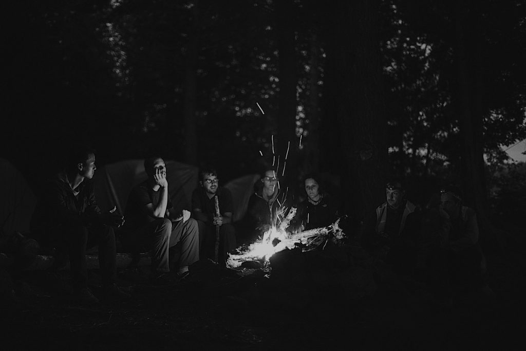 Digitales Storytelling hat seinen Ursprung am Lagerfeuer vor tausenden Jahren